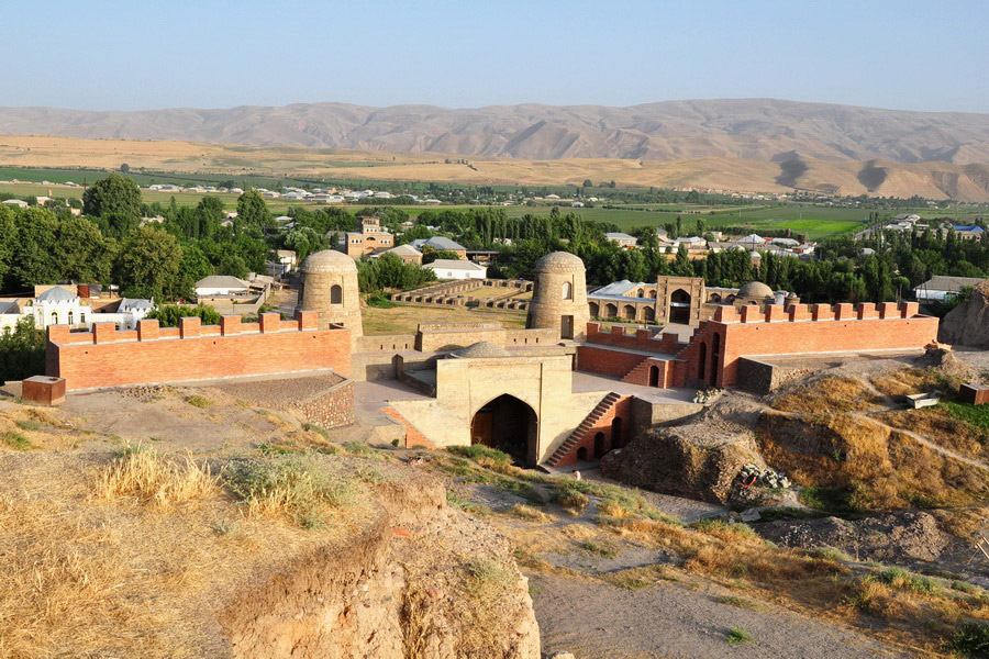 Silk road tour through Tajikistan